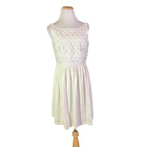Antonio Melani Size 6 Cream Lattice Lace Dress Sleeveless *Flaws